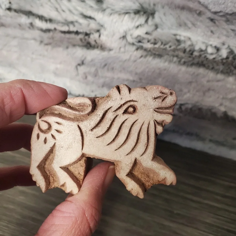 N/A lot carved