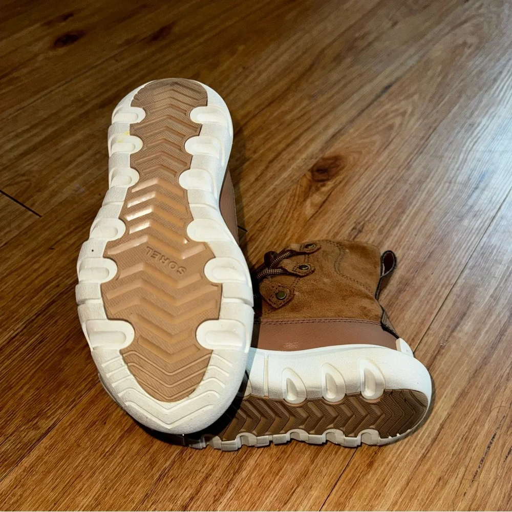 Sorel durable suede