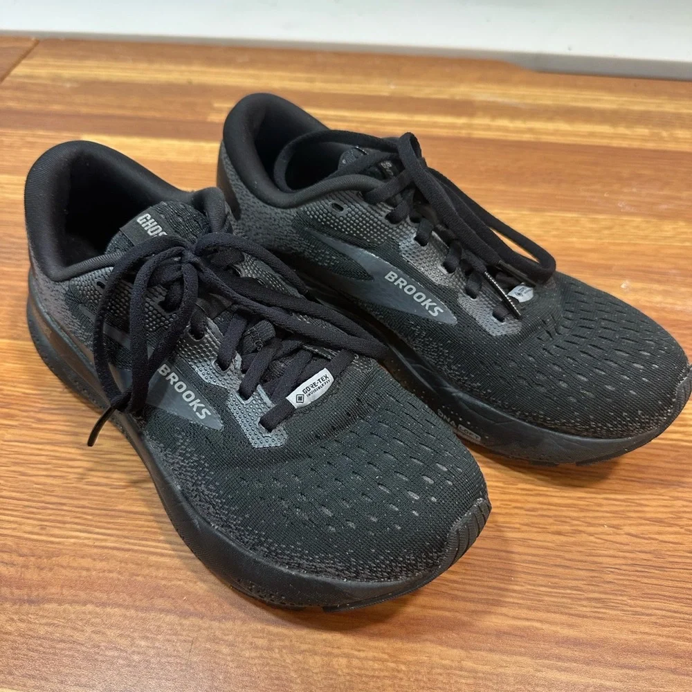 Brooks ghost 16