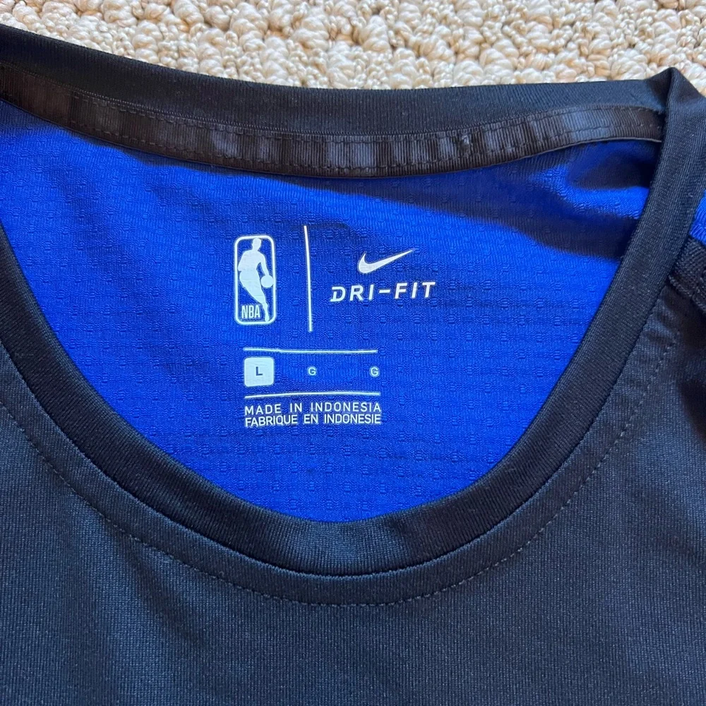 Golden State Warriors Nike Shirt youth large