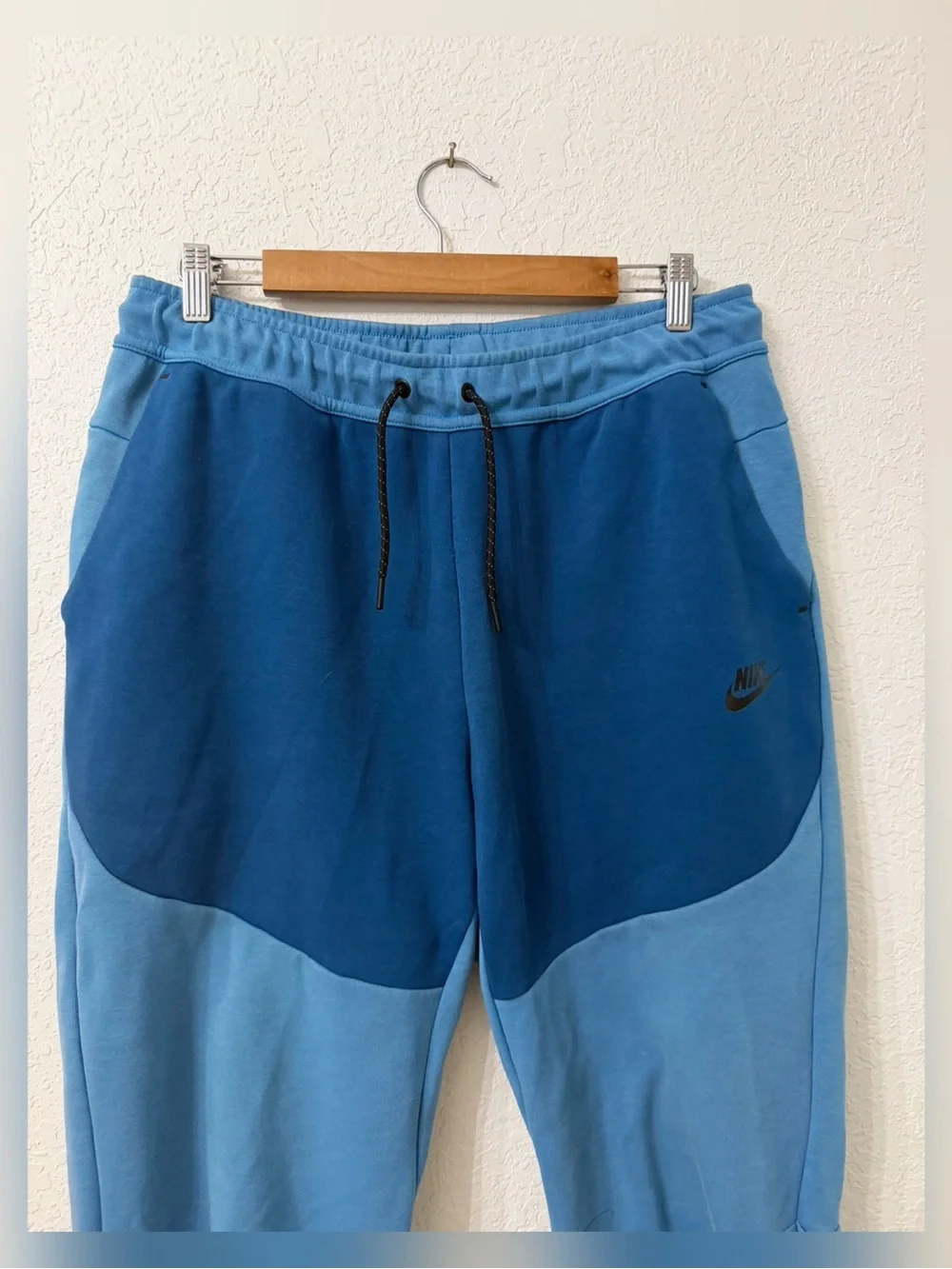 Nike sportswear tech