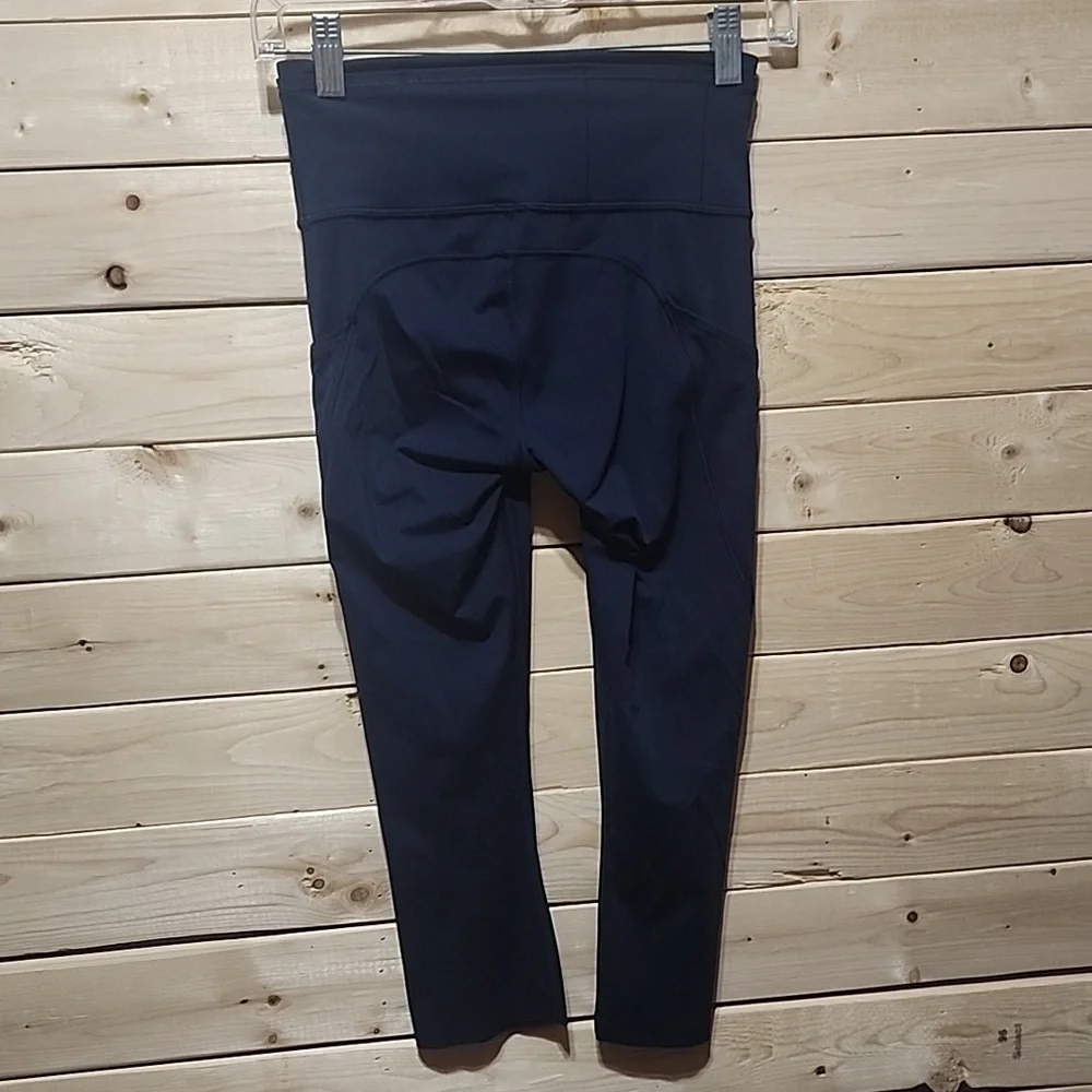 Lululemon Swift Speed Tights Size 4 inseam  12in