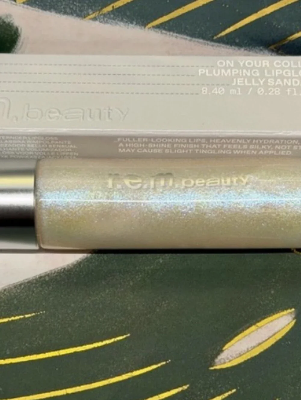R.E.M. Beauty iridescent lip