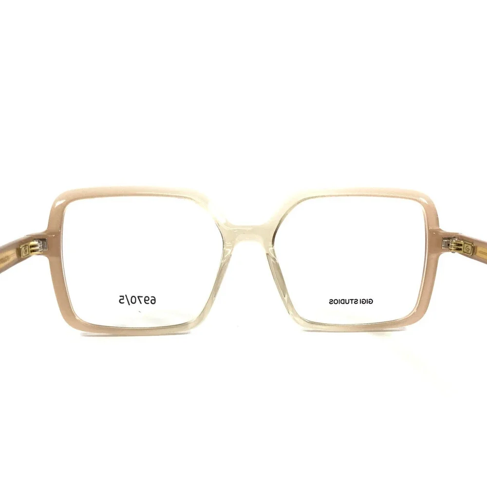 GiGi brand new