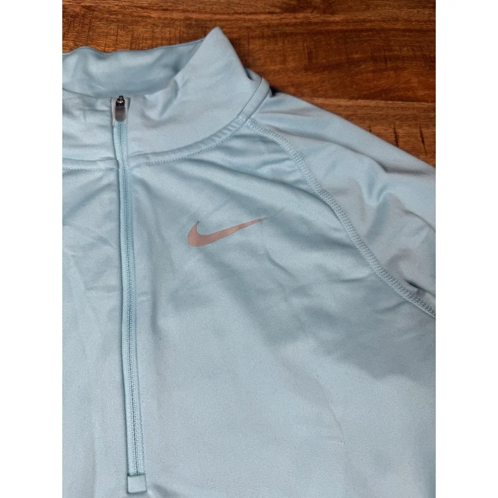 Nike stay comfortable