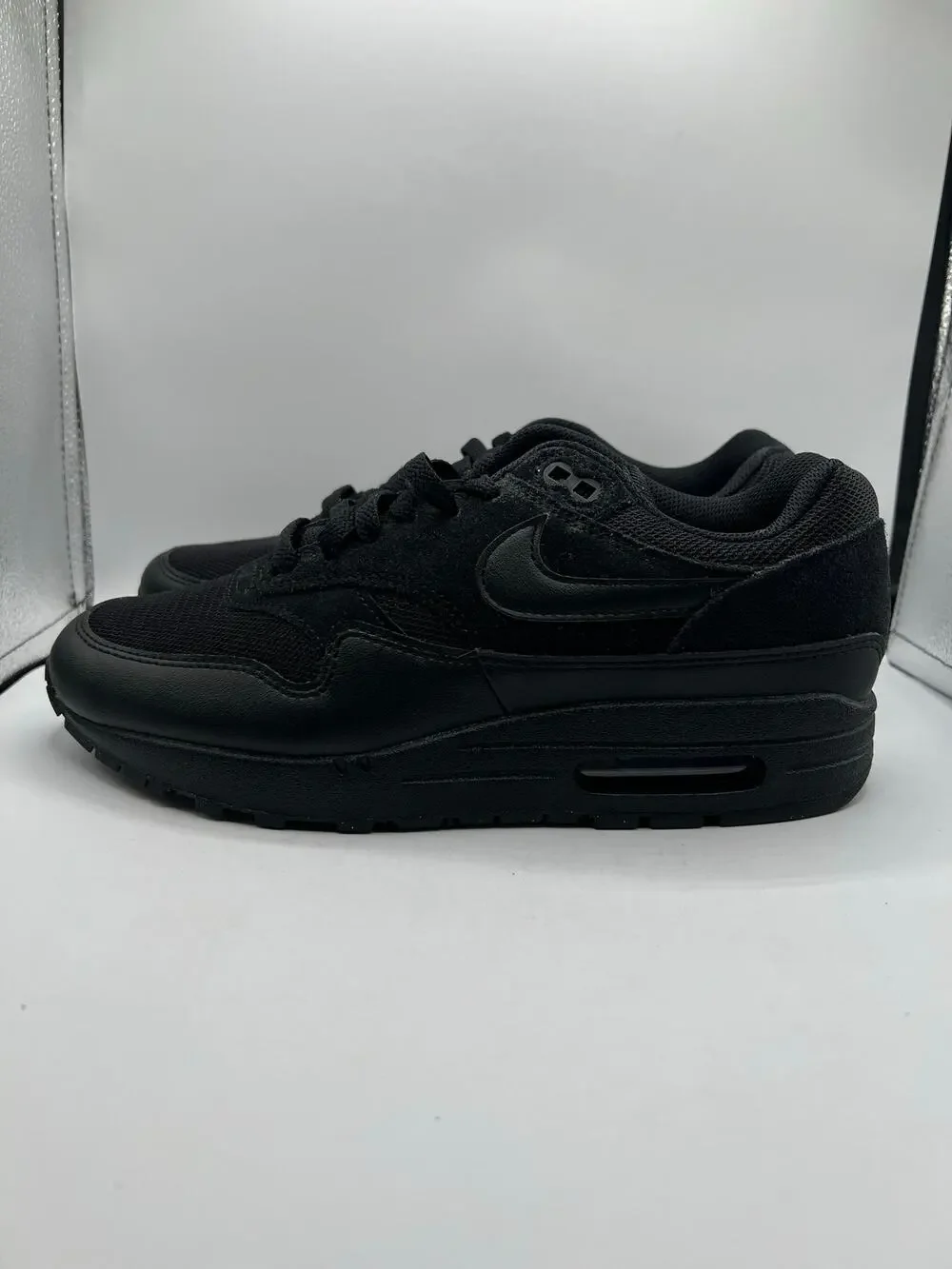 Nike Air Max 1 Essential “Black Anthracite” size 7.5 mens