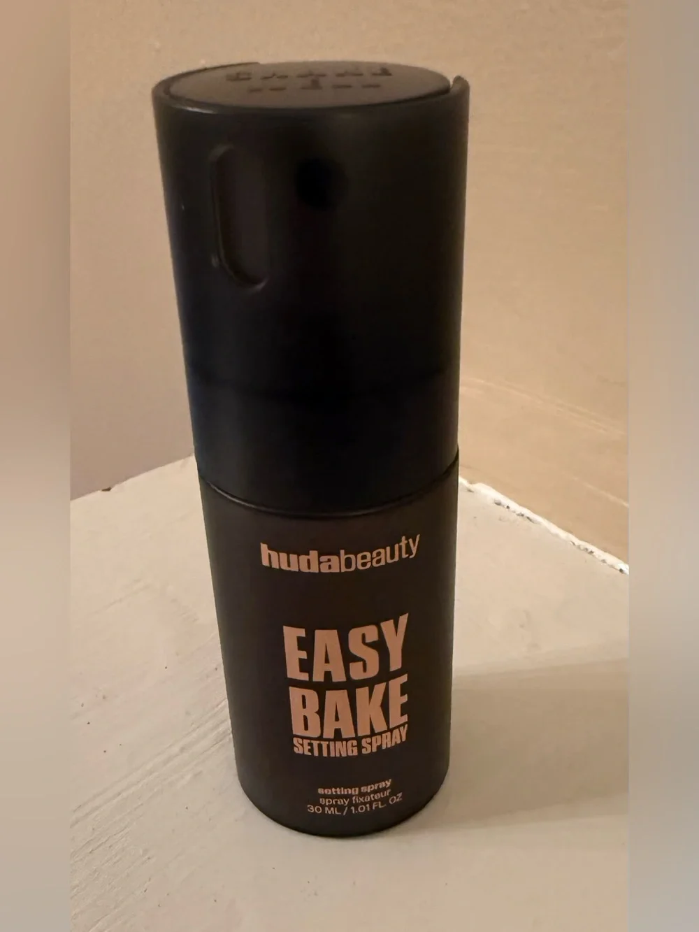HUDA BEAUTY 30ml 01