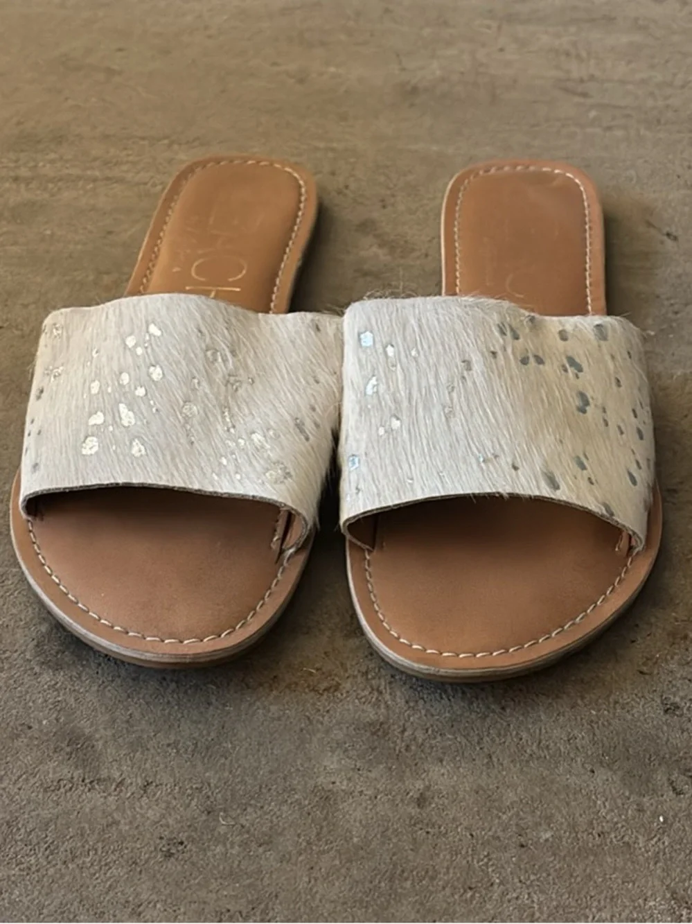 Beach by Matisse Cowhide Sandals (A-4)