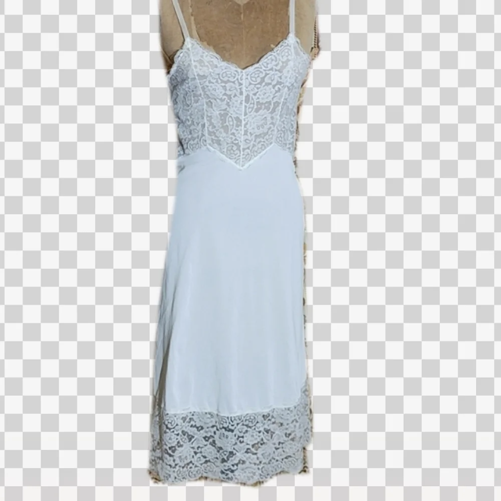 Vanity Fair euc lace