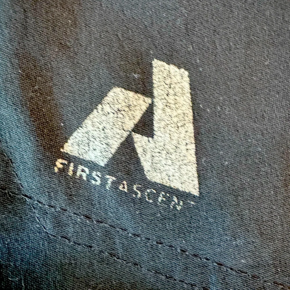 Eddie Bauer non smoking