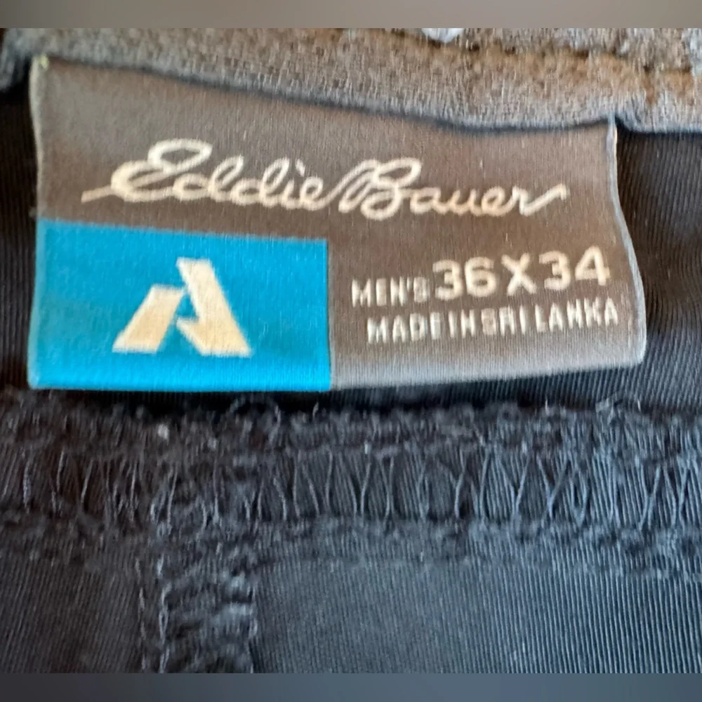 Eddie Bauer fit stretch featuring