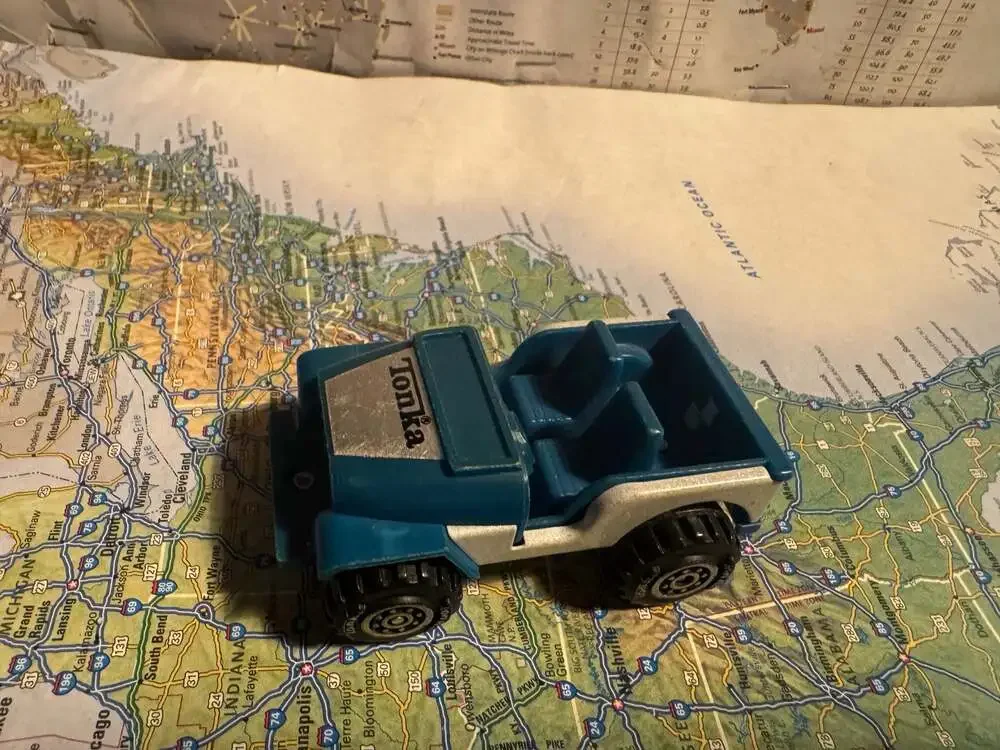 VINTAGE 1979 Tonka Jeep Mini Toy Vehicle Blue and White