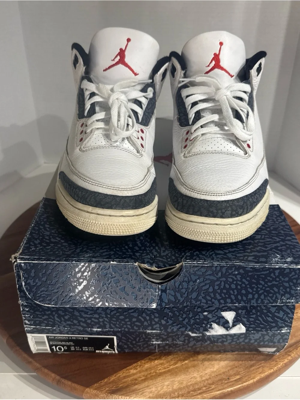Jordan classic silhouette