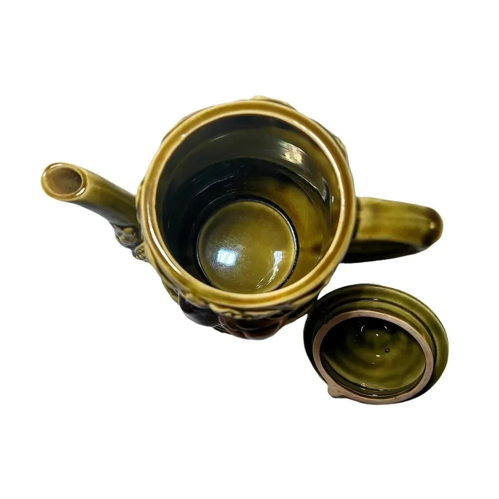 Unbranded vintage ceramic