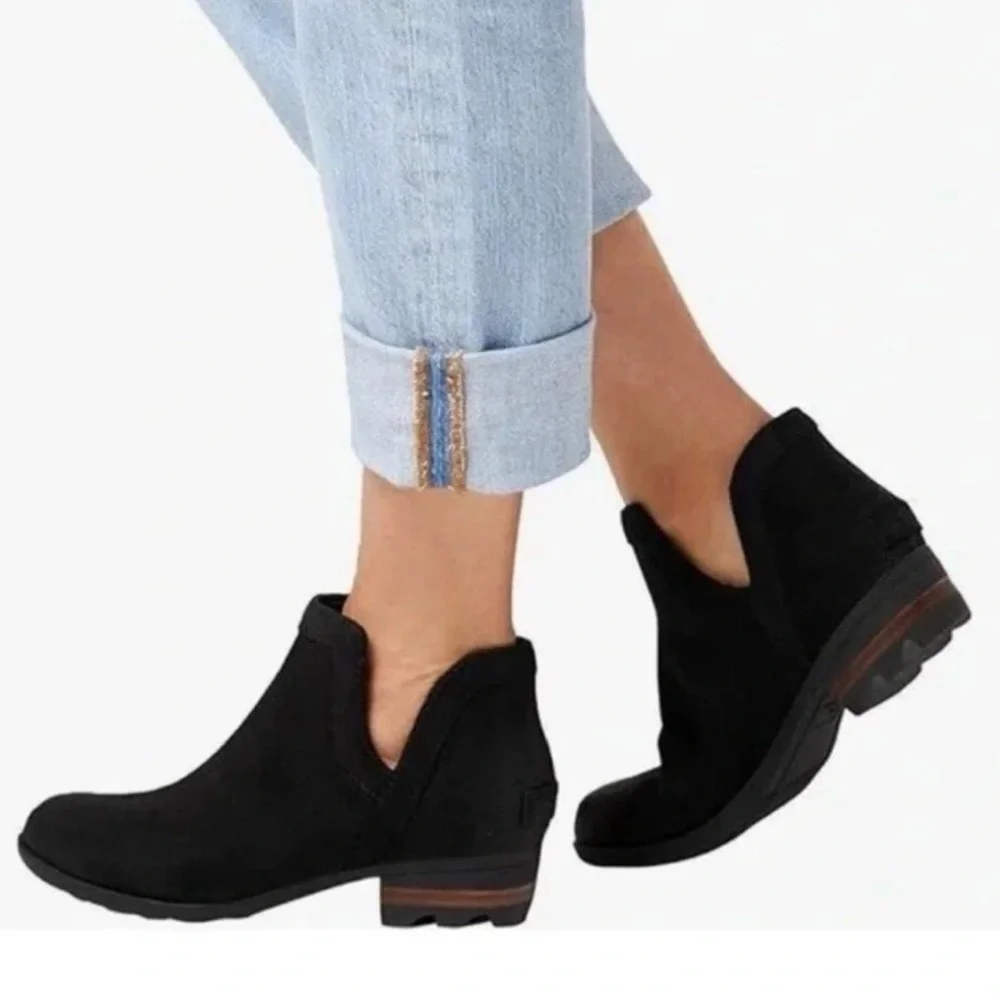 Sorel Lolla Black Leather Cut Out Ankle Booties