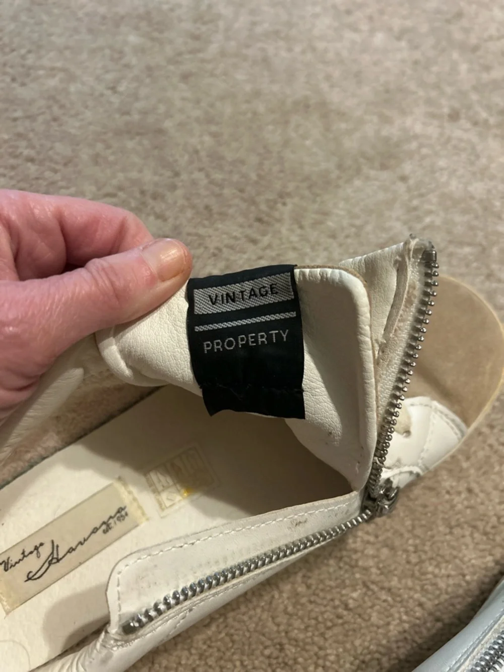 Vintage Havana casual low