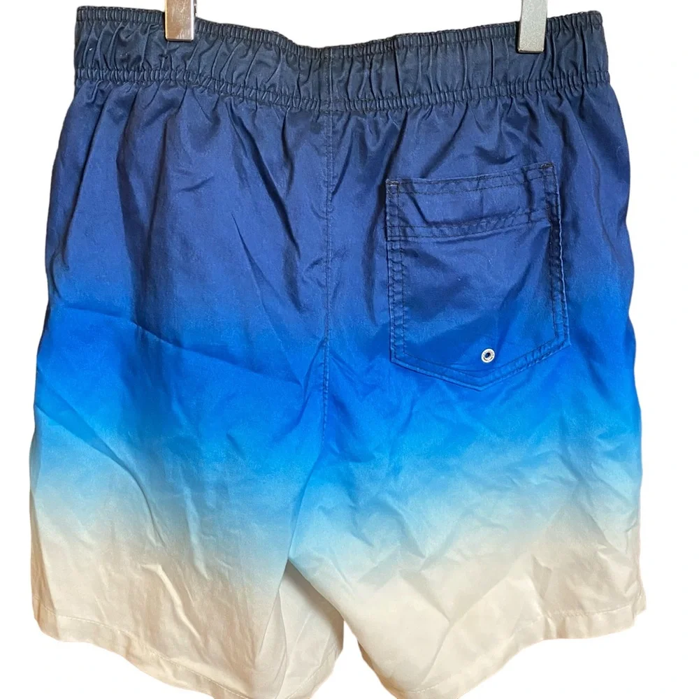 Hollister look stylish