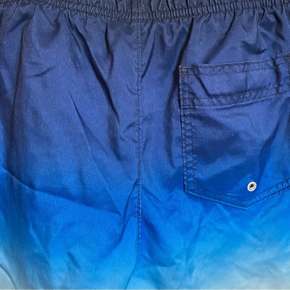 Hollister look stylish