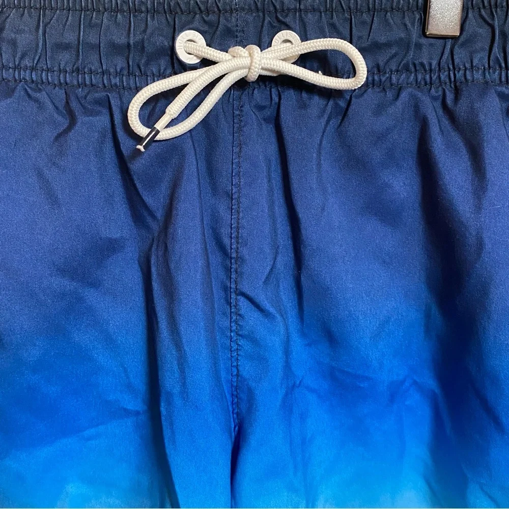 Hollister look stylish