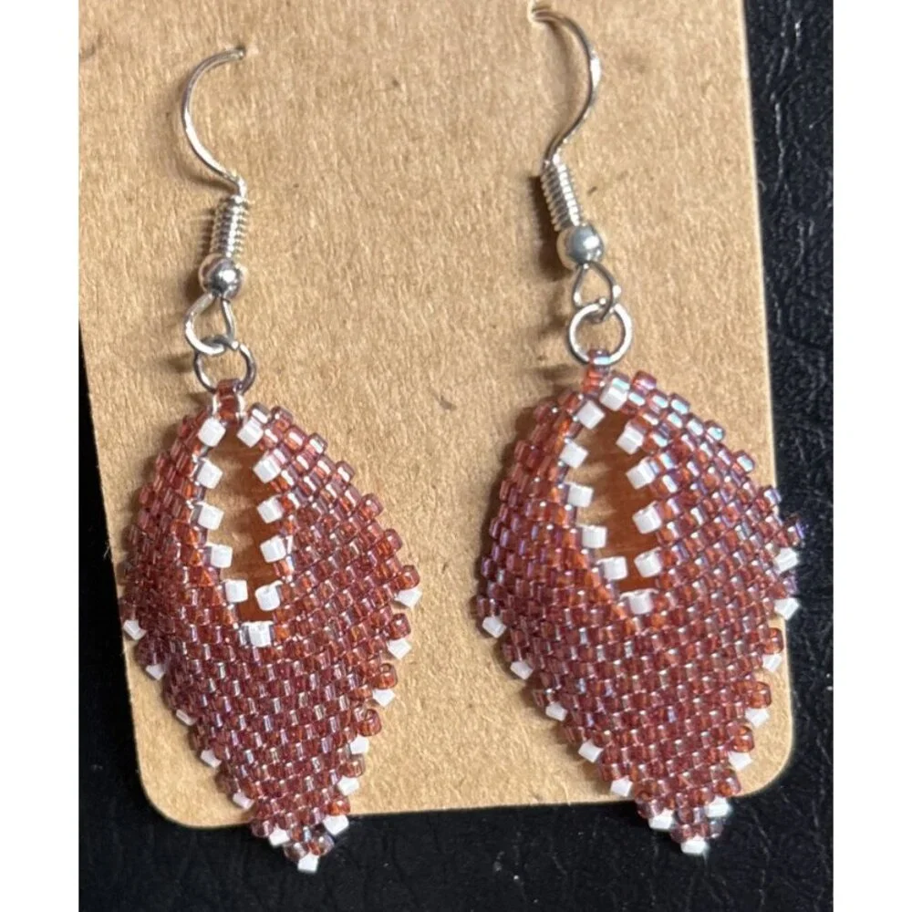 Peyote Leaf Earrings‎ Reddish Iridescent