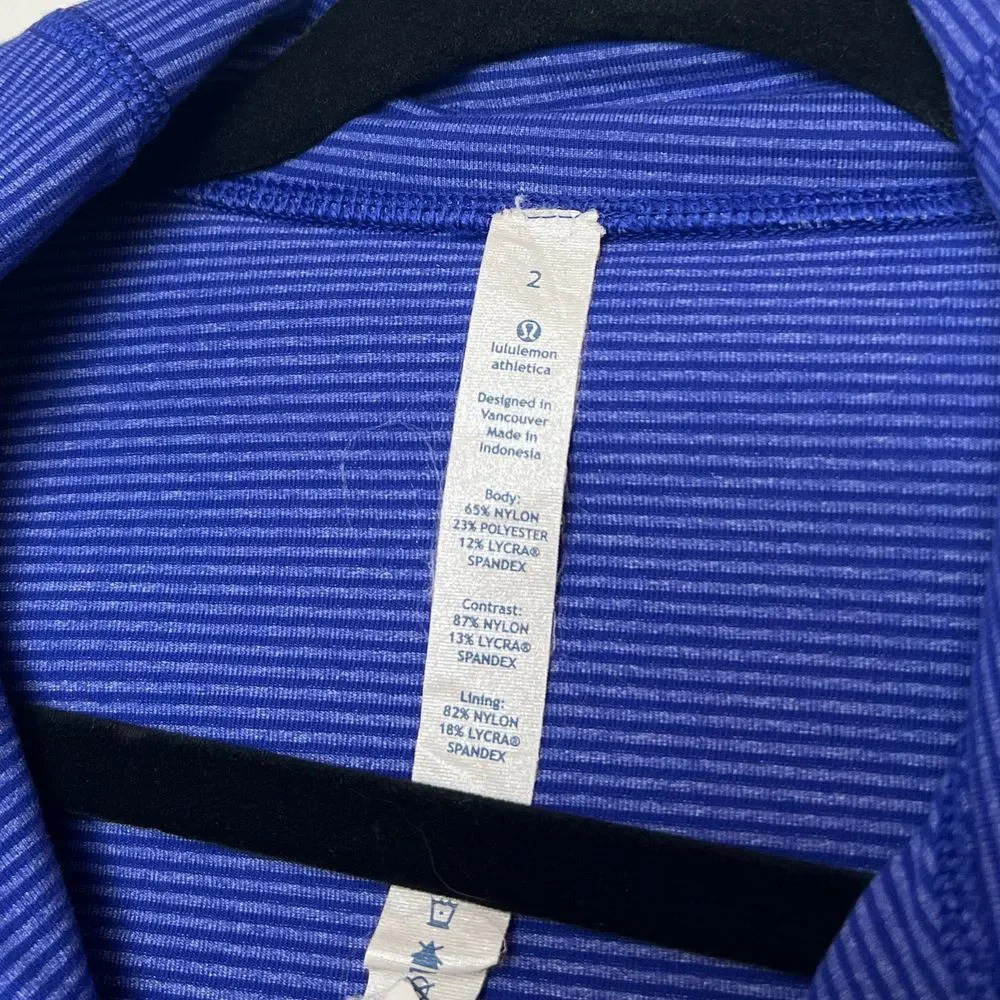 Lululemon Women's Size 2 In Stride Jacket Blue Striped Full Zip Athletic Running