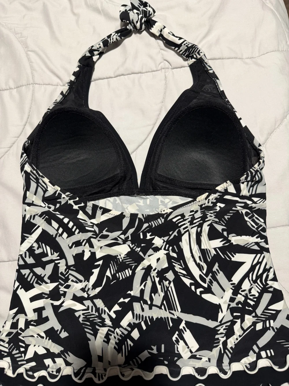 N/A sleeveless tank