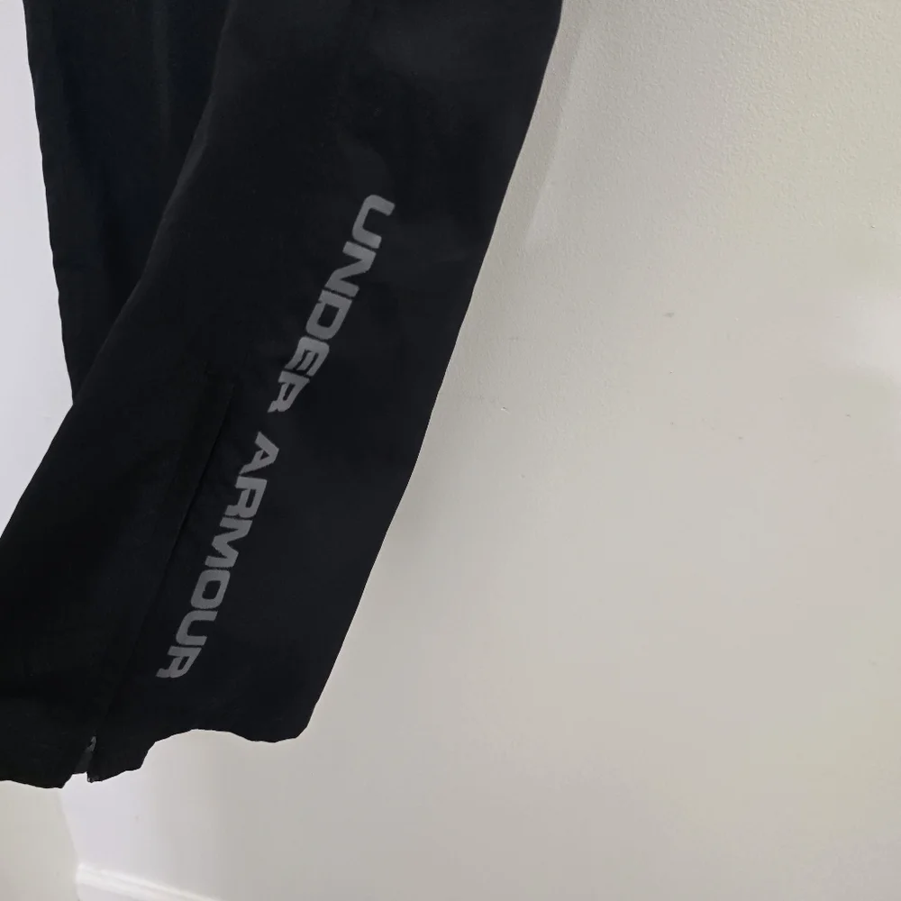 Under Armour size small
