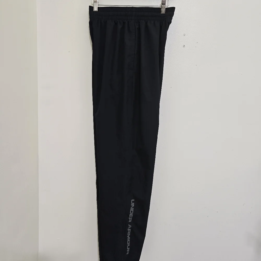 Under Armour size small