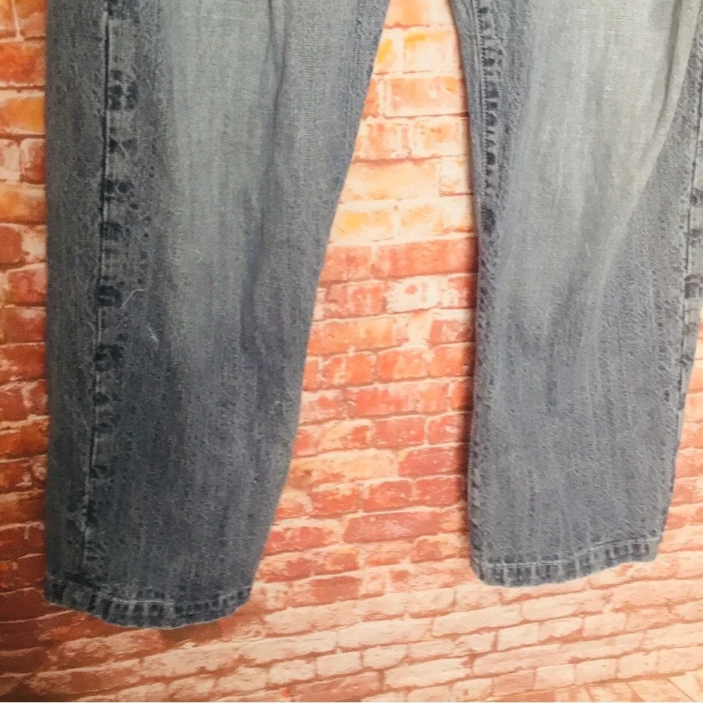 Azzure distressed vintage