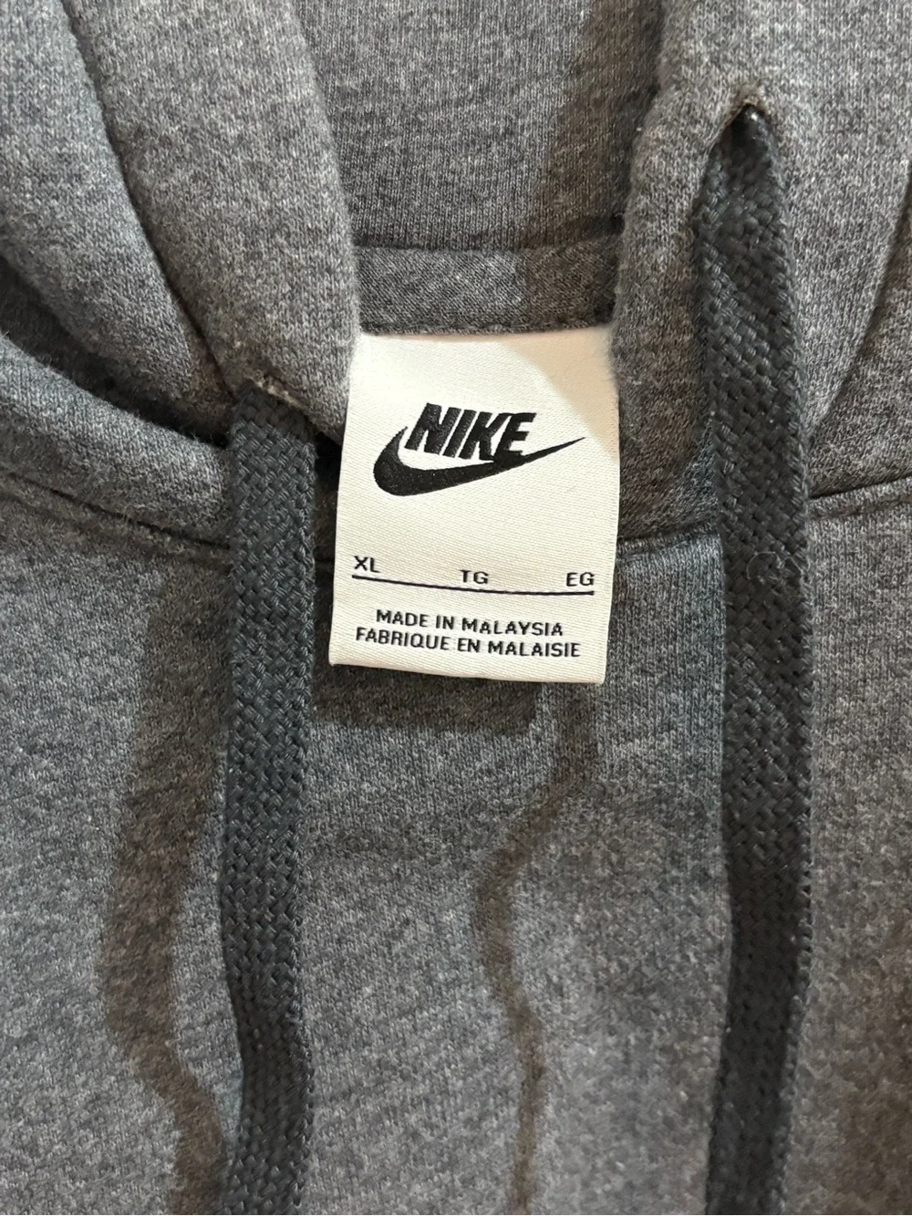 Nike classic pullover