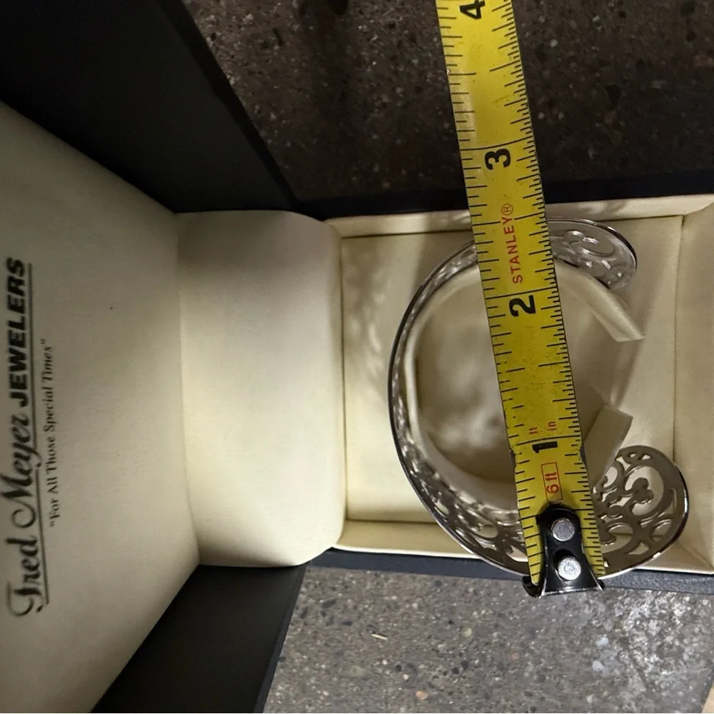 N/A silver cuff
