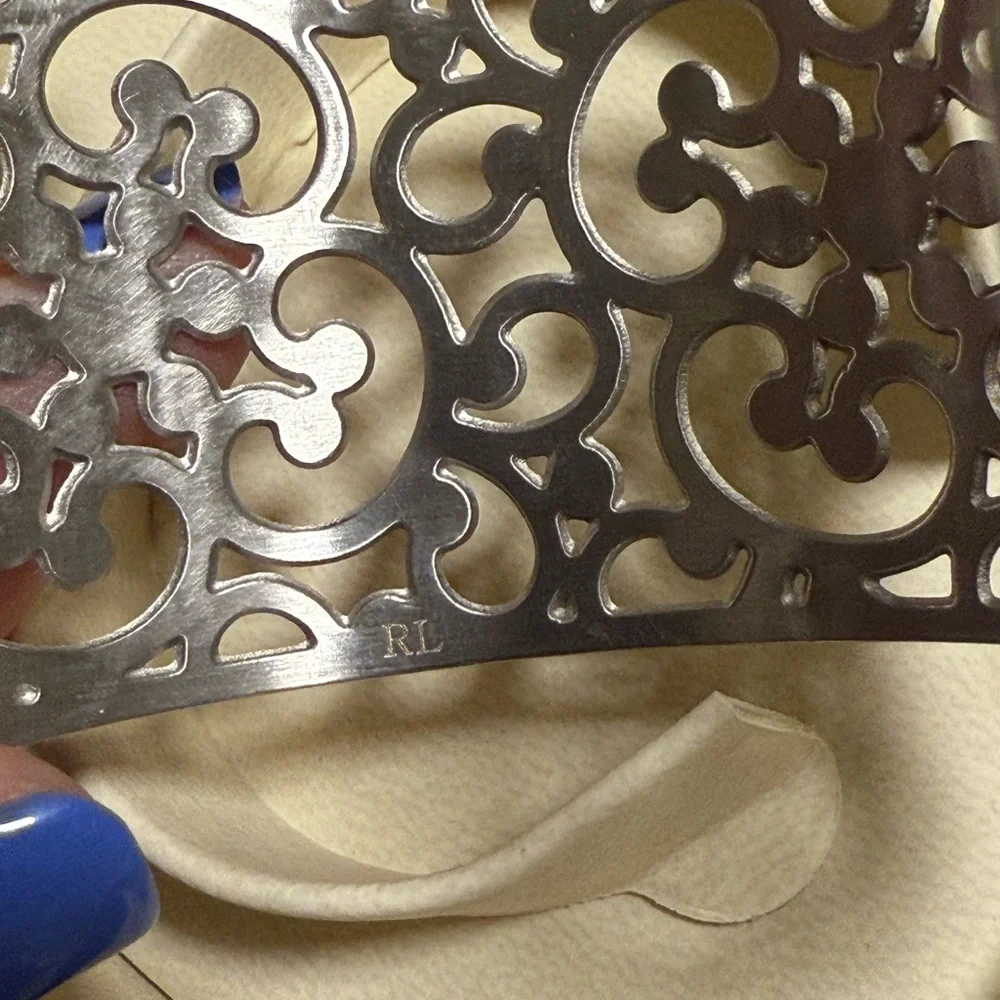 N/A silver cuff