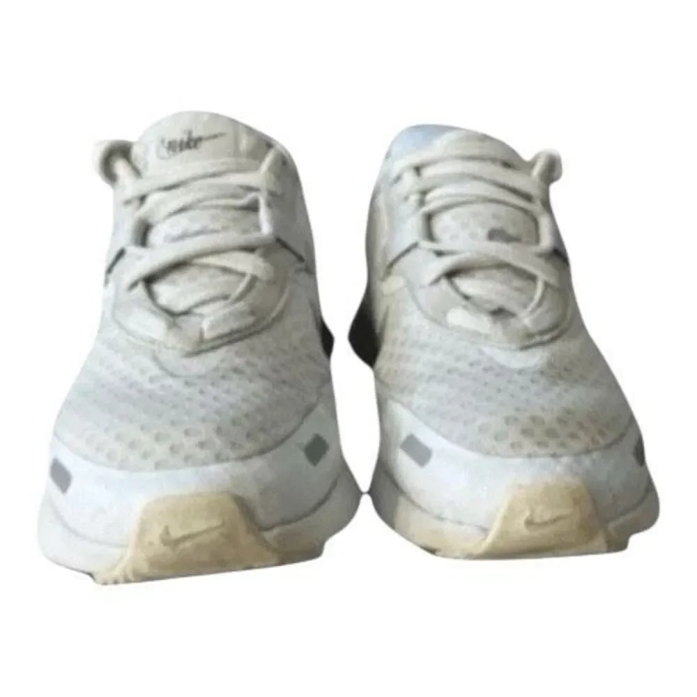 Nike women reposto