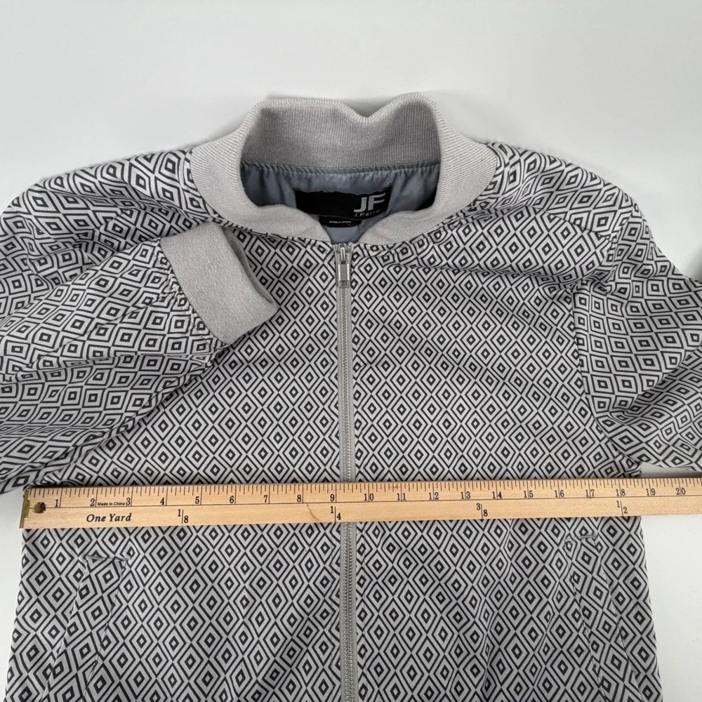 jf j.ferrar measurements chest