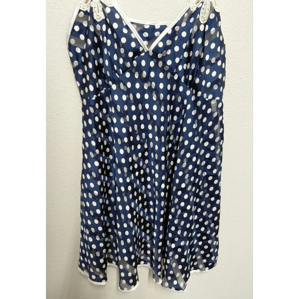 Josie by Natori beautiful vintage