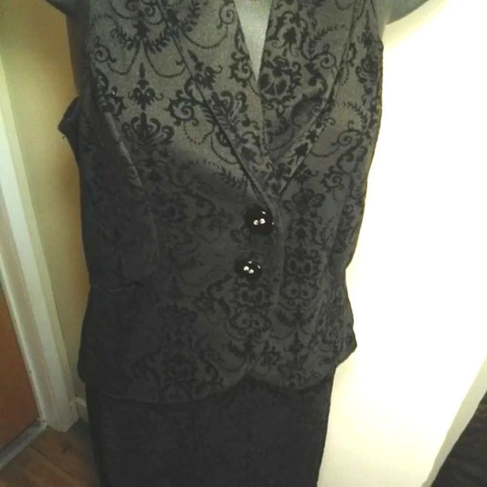 Body Central elegant two