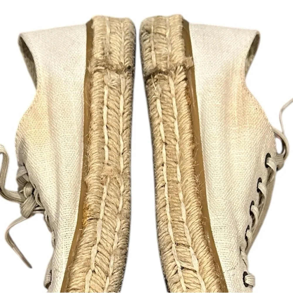 SeaVees lace up