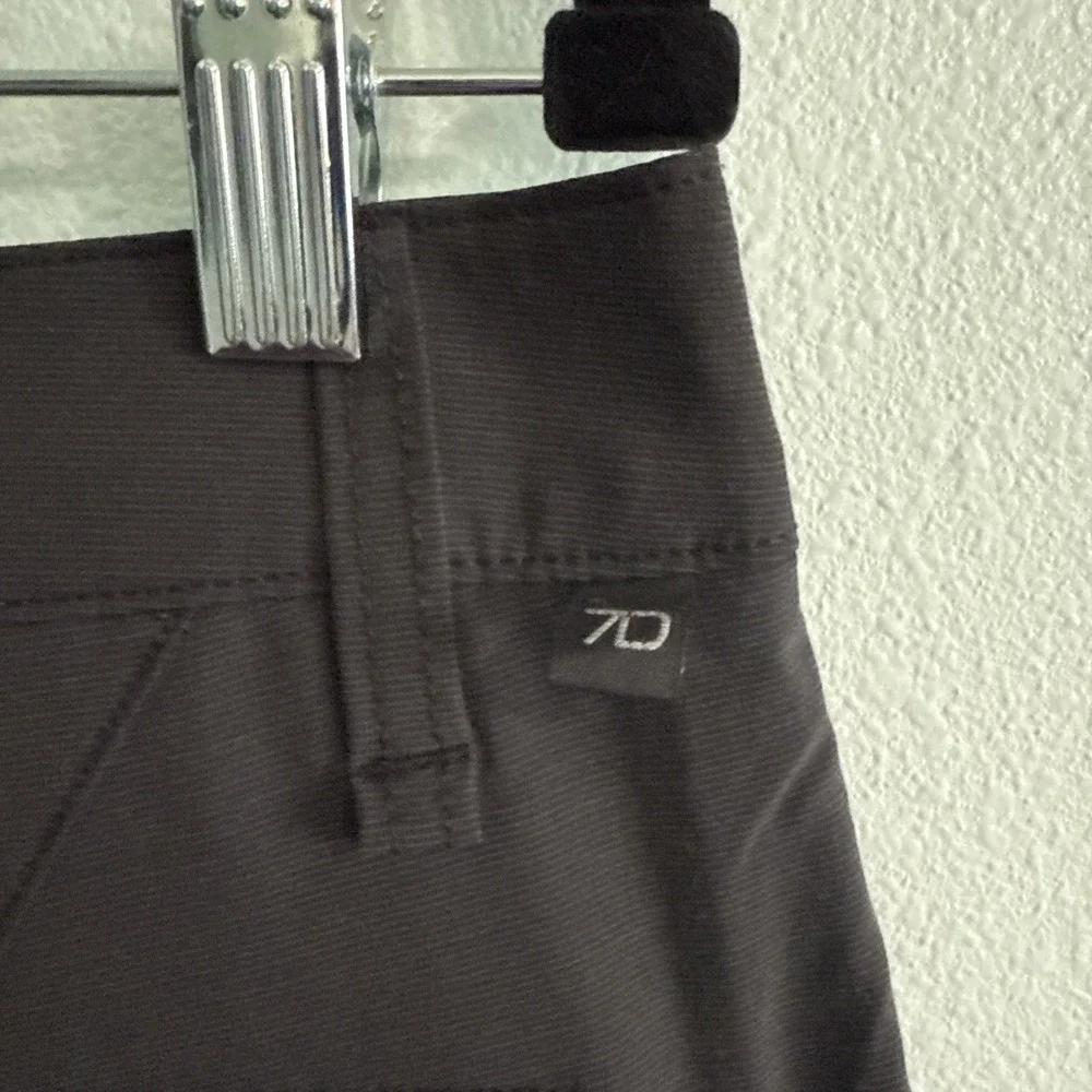 7 Diamonds diamonds shorts