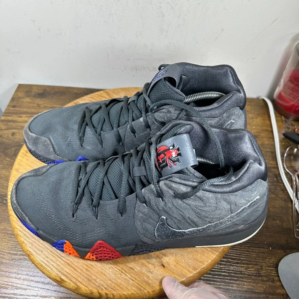 Nike kyrie year