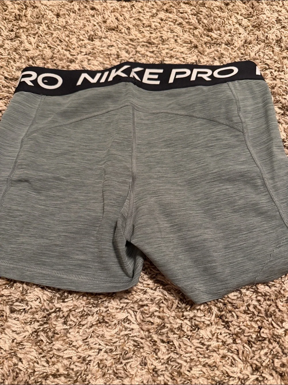 Nike stretchy pro