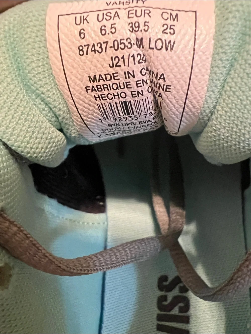 N/A comfortable athletic