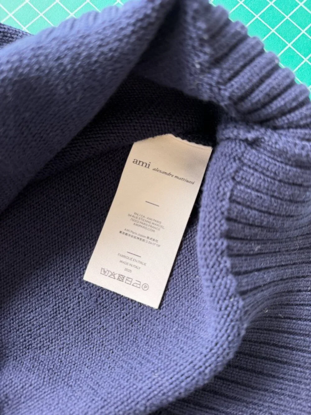 Ami only worn