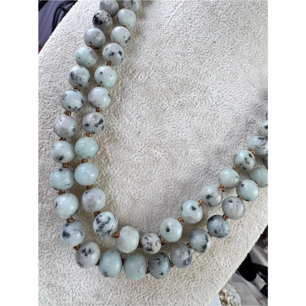 Vintage elegant green
