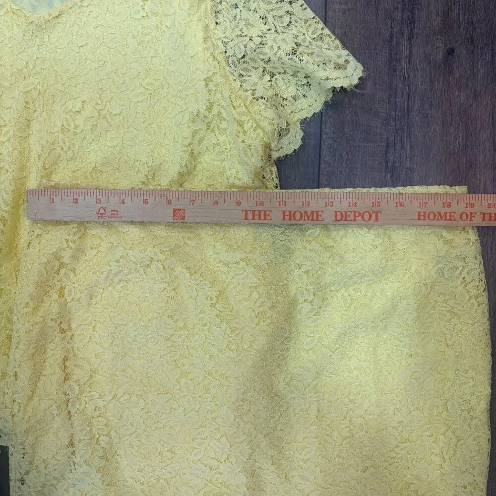 Liz Claiborne patterns floral exuding
