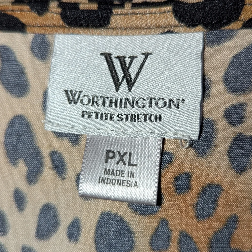 Worthington chic leopard