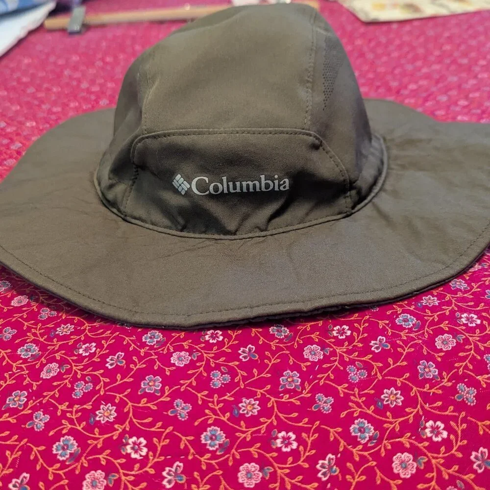 Columbia hat omni