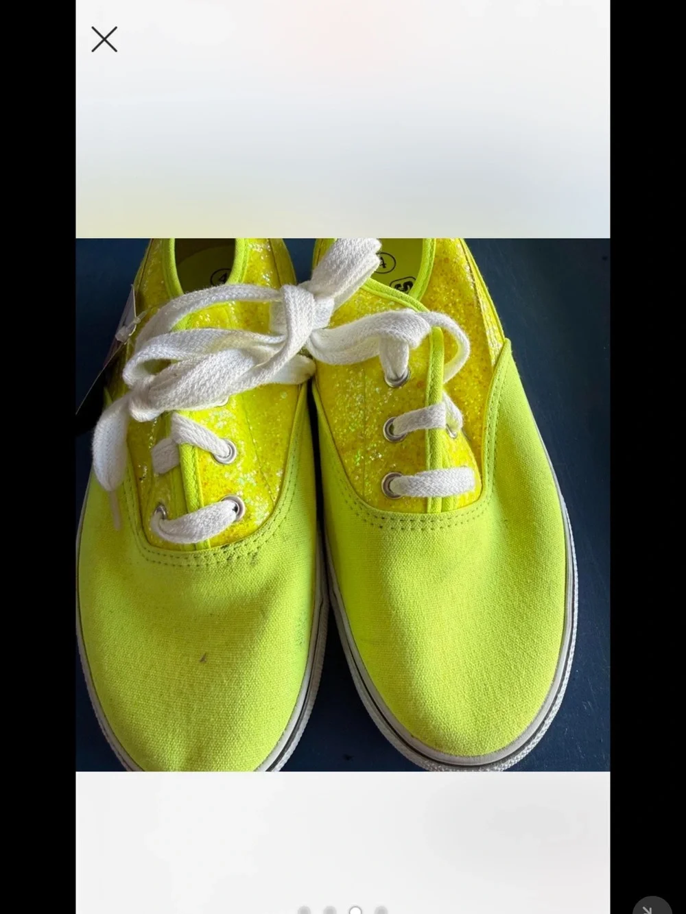 Shake it up bright neon