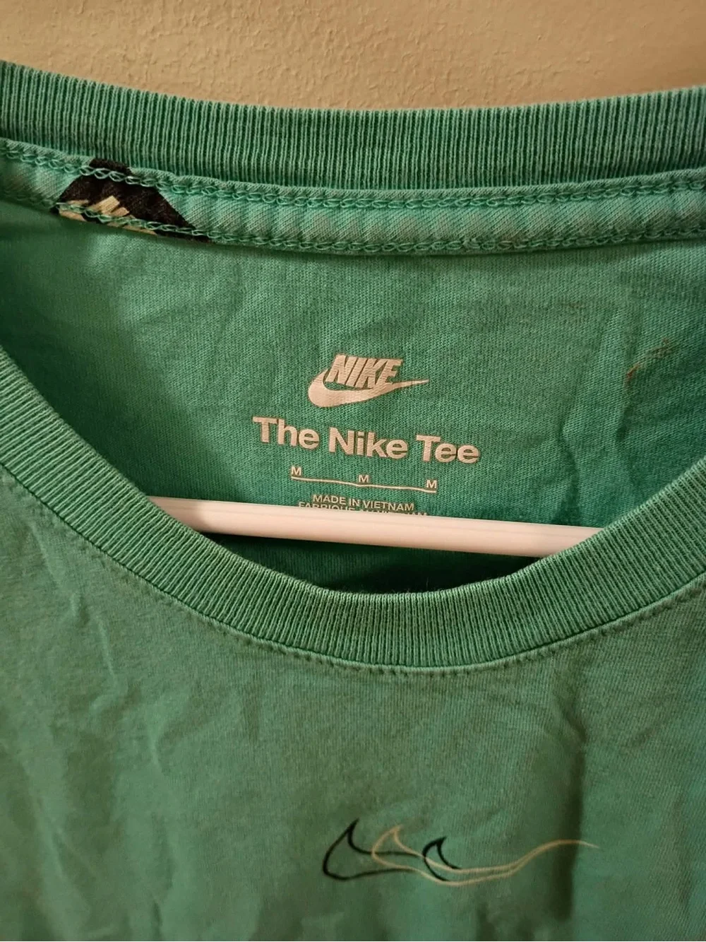 Nike lightweight tee