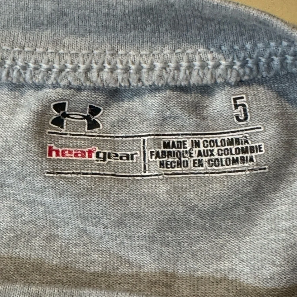 Under Armour size save polyester