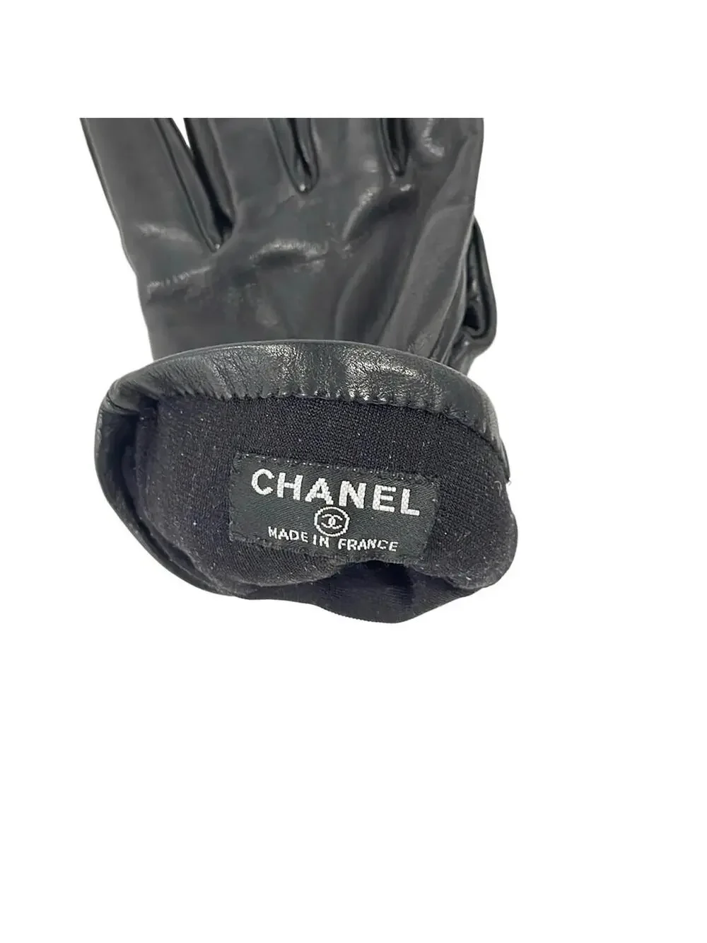 CHANEL elevate your